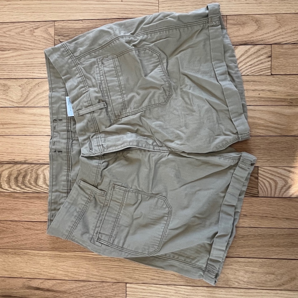 Levi’s Khaki Shorts